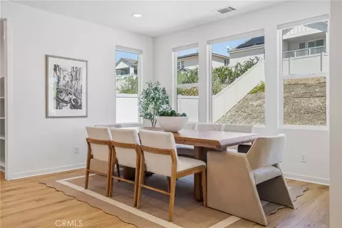 Dining - 28526 Sparrow, Saugus, CA 91350 photo 2 of 2