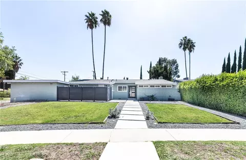 17600 Stare St, Northridge, CA 91325