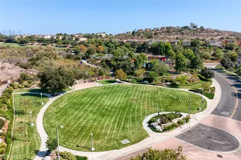 View/Area - 1093 Meridian Ct, Oceanside, CA 92057 photo 8 of 11