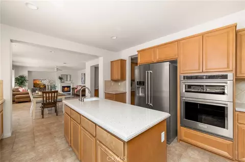 Kitchen - 1093 Meridian Ct, Oceanside, CA 92057 photo 5 of 6