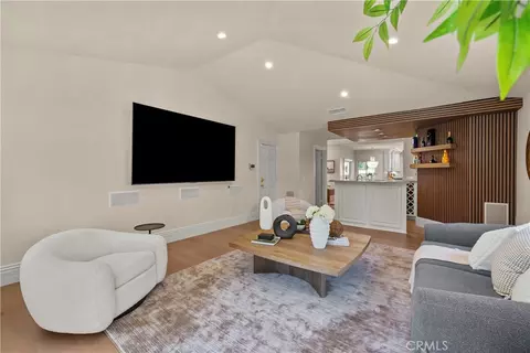 Living - 22239 Rolling Ridge Dr, Saugus, CA 91350 photo 5 of 6