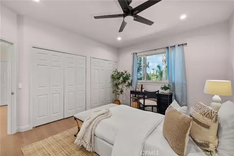 Bedroom - 22239 Rolling Ridge Dr, Saugus, CA 91350 photo 2 of 5