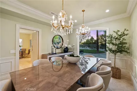 Dining - 22239 Rolling Ridge Dr, Saugus, CA 91350 photo 2 of 4