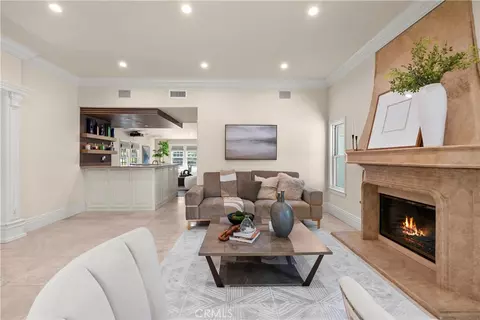 Living - 22239 Rolling Ridge Dr, Saugus, CA 91350 photo 2 of 6