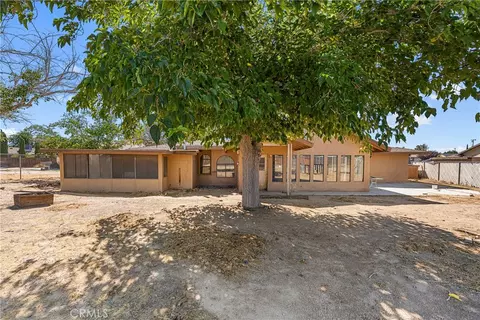 Exterior - 12579 Kewanna, Apple Valley, CA 92308 photo 4 of 5