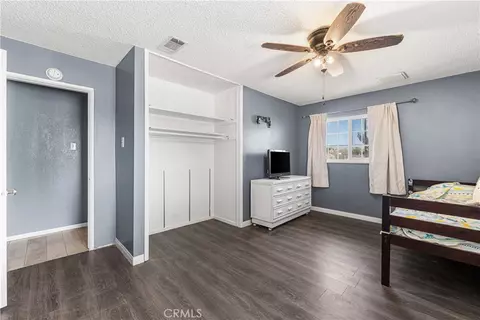 Bedroom - 12579 Kewanna, Apple Valley, CA 92308 photo 4 of 6