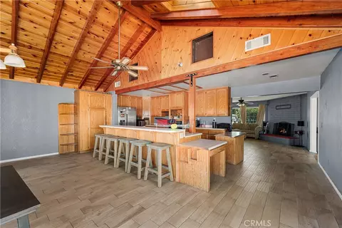 Kitchen - 12579 Kewanna, Apple Valley, CA 92308 photo 1 of 5