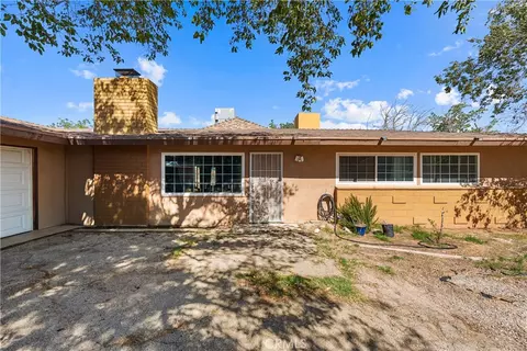 Exterior - 12579 Kewanna, Apple Valley, CA 92308 photo 2 of 5