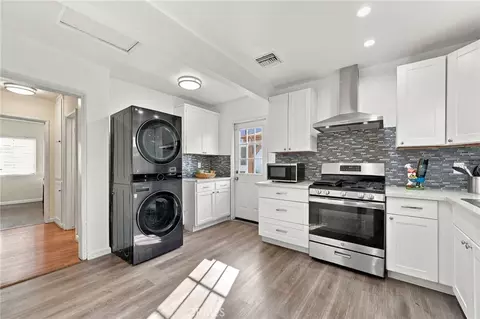 Other - 7455 Blewett Ave, Van Nuys, CA 91406 photo 3 of 6