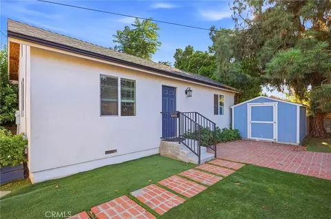 Exterior - 7455 Blewett Ave, Van Nuys, CA 91406 photo 7 of 9