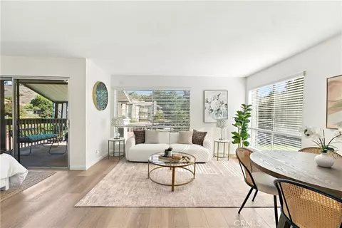 290 Sequoia Ct #36, Thousand Oaks, CA 91360