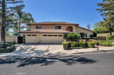 19300 Singing Hls, Porter Ranch, CA 91326