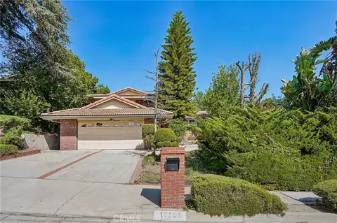 12500 Mclennan Ave, Granada Hills, CA 91344