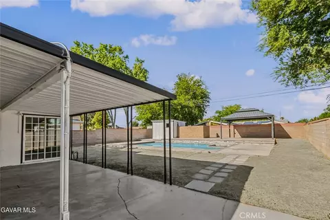Exterior - 44947 Lorimer Ave, Lancaster, CA 93534 photo 2 of 4