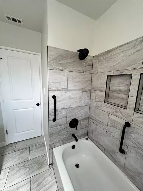 Bath - 6724 Wynne Ave, Reseda, CA 91335 photo 3 of 3