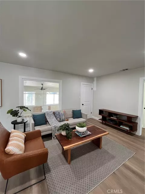 Living - 6724 Wynne Ave, Reseda, CA 91335 photo 2 of 3