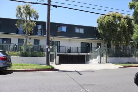 9047 Langdon #4, North Hills, CA 91343