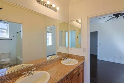 Bath - 12620 Mar Vis, Apple Valley, CA 92308 photo 2 of 9