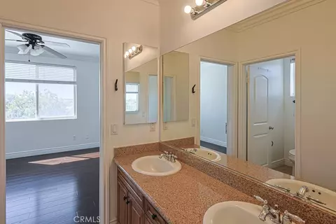 Bath - 12620 Mar Vis, Apple Valley, CA 92308 photo 3 of 9