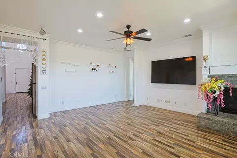 Living - 12620 Mar Vis, Apple Valley, CA 92308 photo 1 of 3