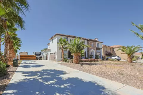 Exterior - 12620 Mar Vis, Apple Valley, CA 92308 photo 6 of 9