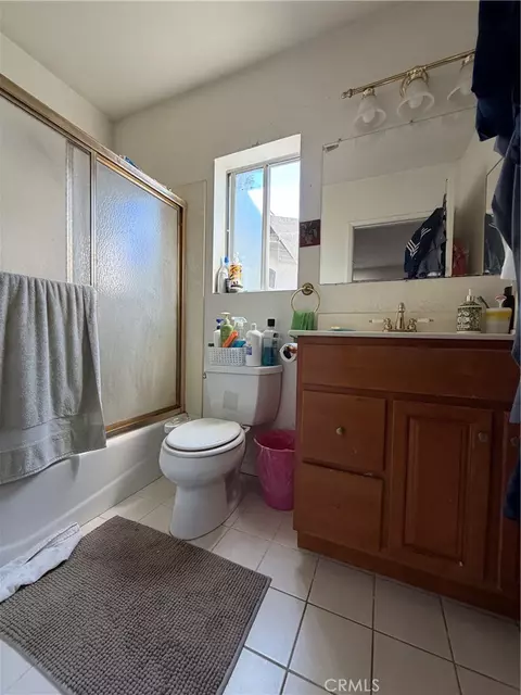 Bath - 7431 Topeka Dr, Reseda, CA 91335 photo 2 of 2