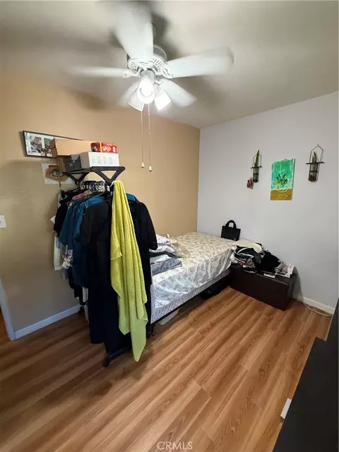 Bedroom - 7431 Topeka Dr, Reseda, CA 91335 photo 3 of 4