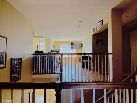 Entry Way - 5721 Velvet Oak Ct, Simi Valley, CA 93063 photo 7 of 8