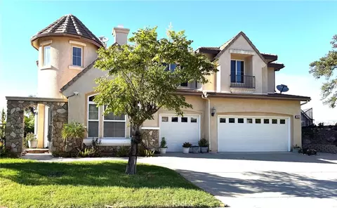 Exterior - 5721 Velvet Oak Ct, Simi Valley, CA 93063 photo 6 of 11