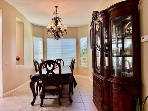 Dining - 5721 Velvet Oak Ct, Simi Valley, CA 93063 photo 1 of 2