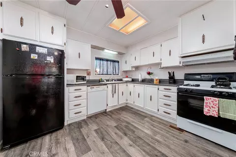 3157 E Avenue I #E9, Lancaster, CA 93535 photo 8