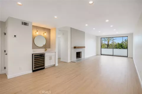 4600 Via Dolce #206, Marina Del Rey, CA 90292