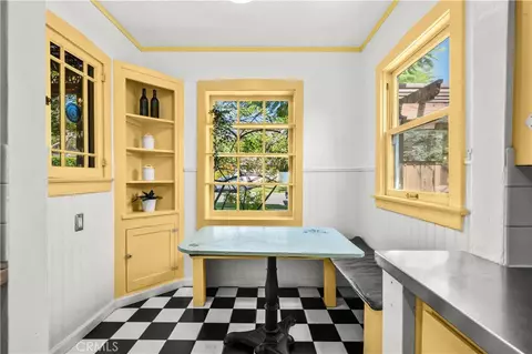 Kitchen - 2024 Beverly, Pasadena, CA 91104 photo 1 of 6