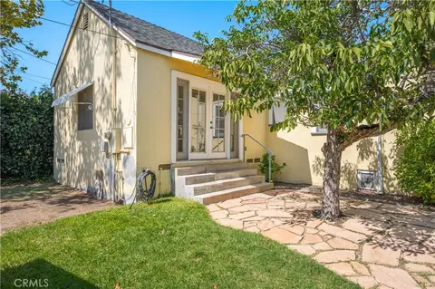 Exterior - 2024 Beverly, Pasadena, CA 91104 photo 9 of 10