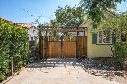 Exterior - 2024 Beverly, Pasadena, CA 91104 photo 5 of 10