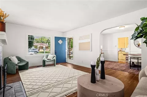 Living - 2024 Beverly, Pasadena, CA 91104 photo 1 of 7