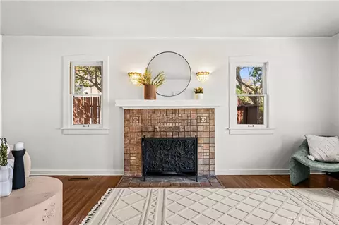 Living - 2024 Beverly, Pasadena, CA 91104 photo 3 of 7