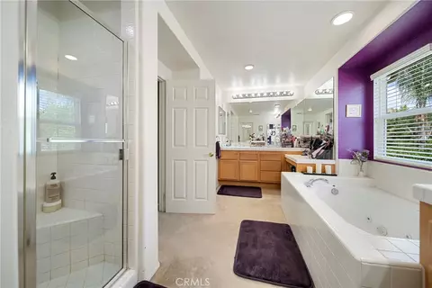 Bath - 19339 Sidani Ln, Saugus, CA 91350 photo 5 of 5