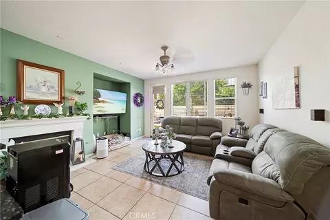 Other - 19339 Sidani Ln, Saugus, CA 91350 photo 4 of 12