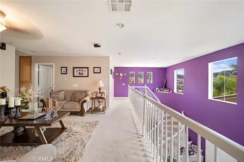 Entry Way - 19339 Sidani Ln, Saugus, CA 91350 photo 3 of 4