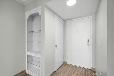 Entry Way - 972 E California #304, Pasadena, CA 91106 photo 4 of 4