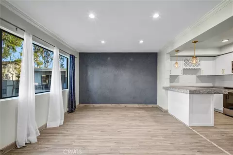 Living - 972 E California #304, Pasadena, CA 91106 photo 6 of 10