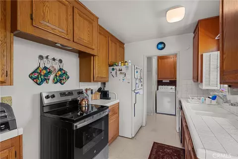 Other - 17231 Lanark, Van Nuys, CA 91406 photo 4 of 11