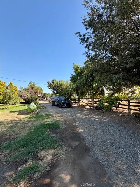Other - 931 E List, Exeter, CA 93221 photo 3 of 9