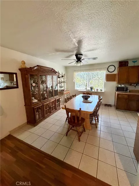 Dining - 931 E List, Exeter, CA 93221 photo 1 of 2