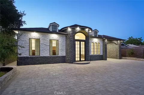 17363 Chase St, Northridge, CA 91325