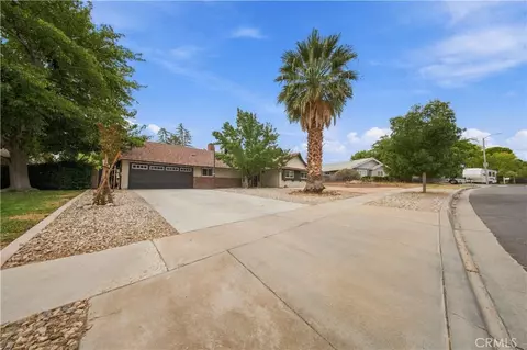 Exterior - 43818 Halcom, Lancaster, CA 93536 photo 1 of 3