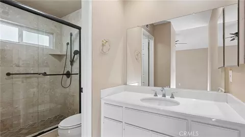 Bath - 29161 Rangewood Rd, Castaic, CA 91384 photo 1 of 3