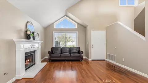 Living - 29161 Rangewood Rd, Castaic, CA 91384 photo 3 of 5