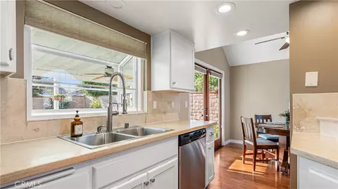 Kitchen - 29161 Rangewood Rd, Castaic, CA 91384 photo 9 of 9